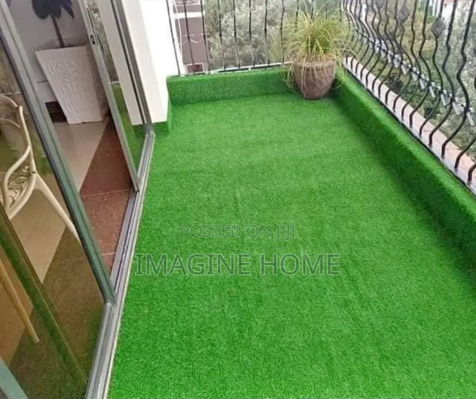 Nice Balcony Turf Green Grass Carpert