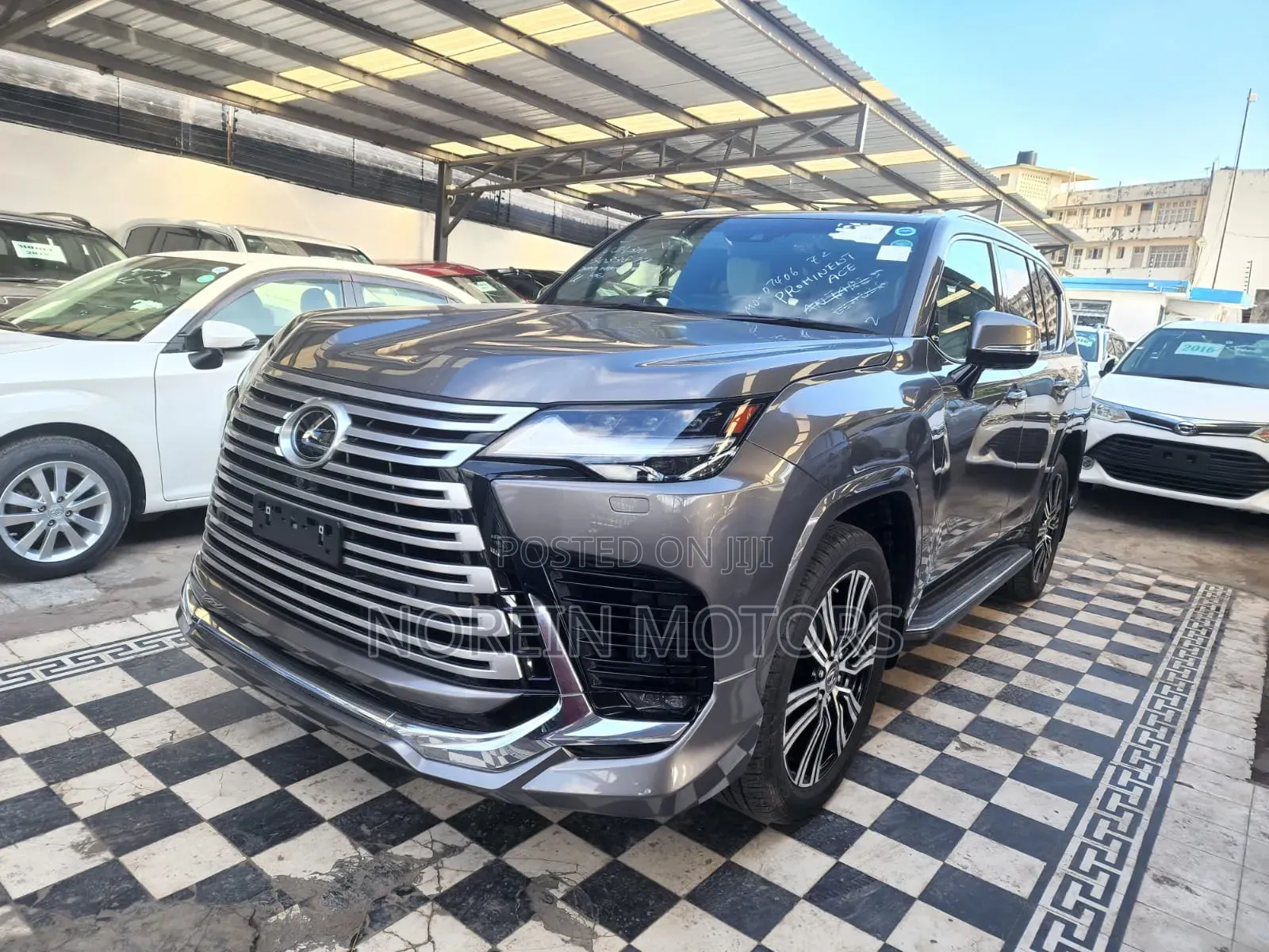 Lexus LX 2024 Brown