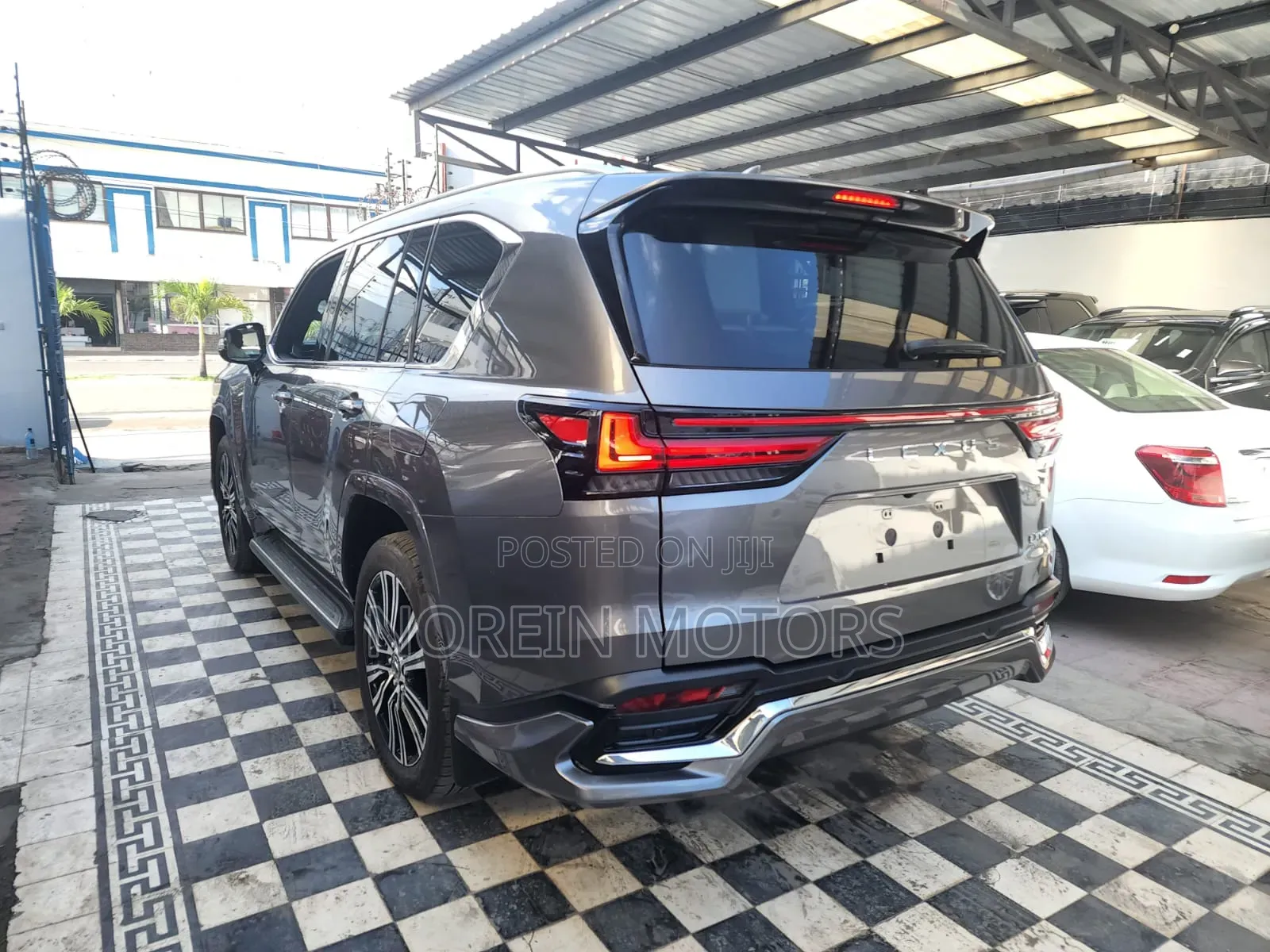 Lexus LX 2024 Brown