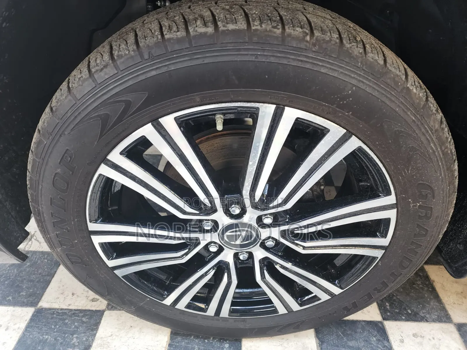 Lexus LX 2024 Brown