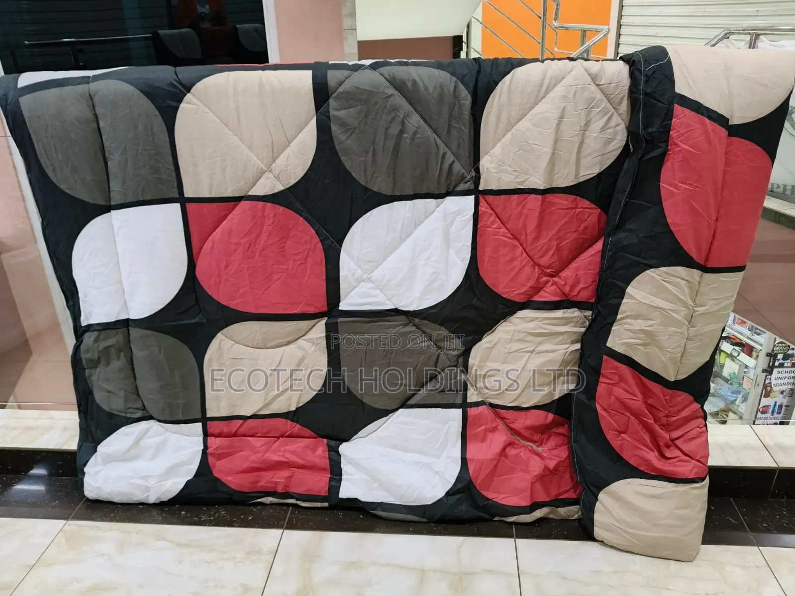 5 by 6 Single Warm Blanket Mg5