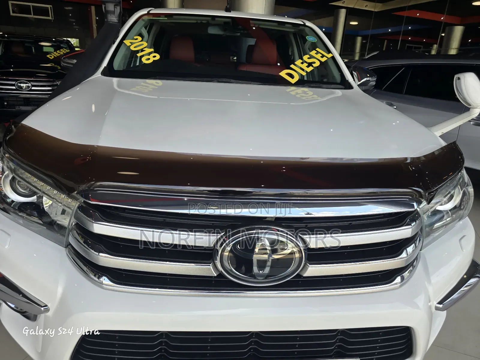 Toyota Hilux 2018 White