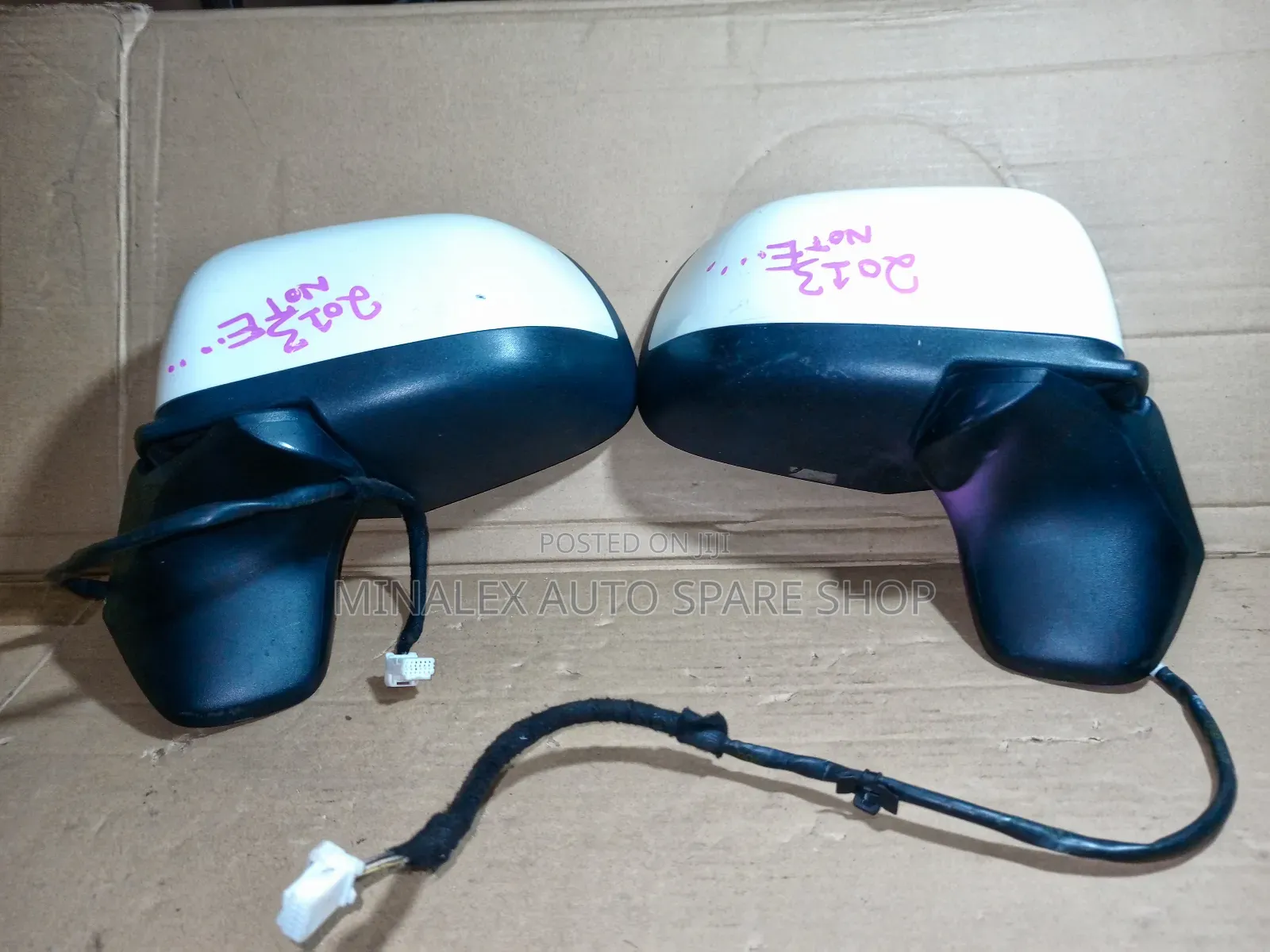 Nissan Note 2012 Model Sidemirrors Without Indicator Light