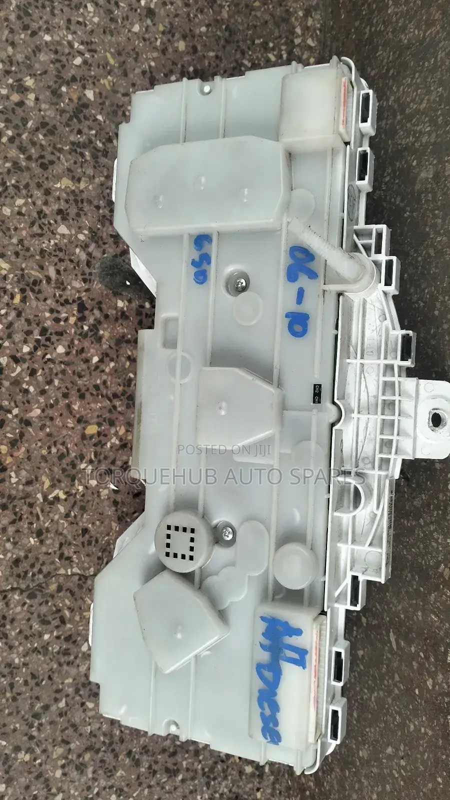 Toyota Hilux 2006-2010 Instrument Cluster