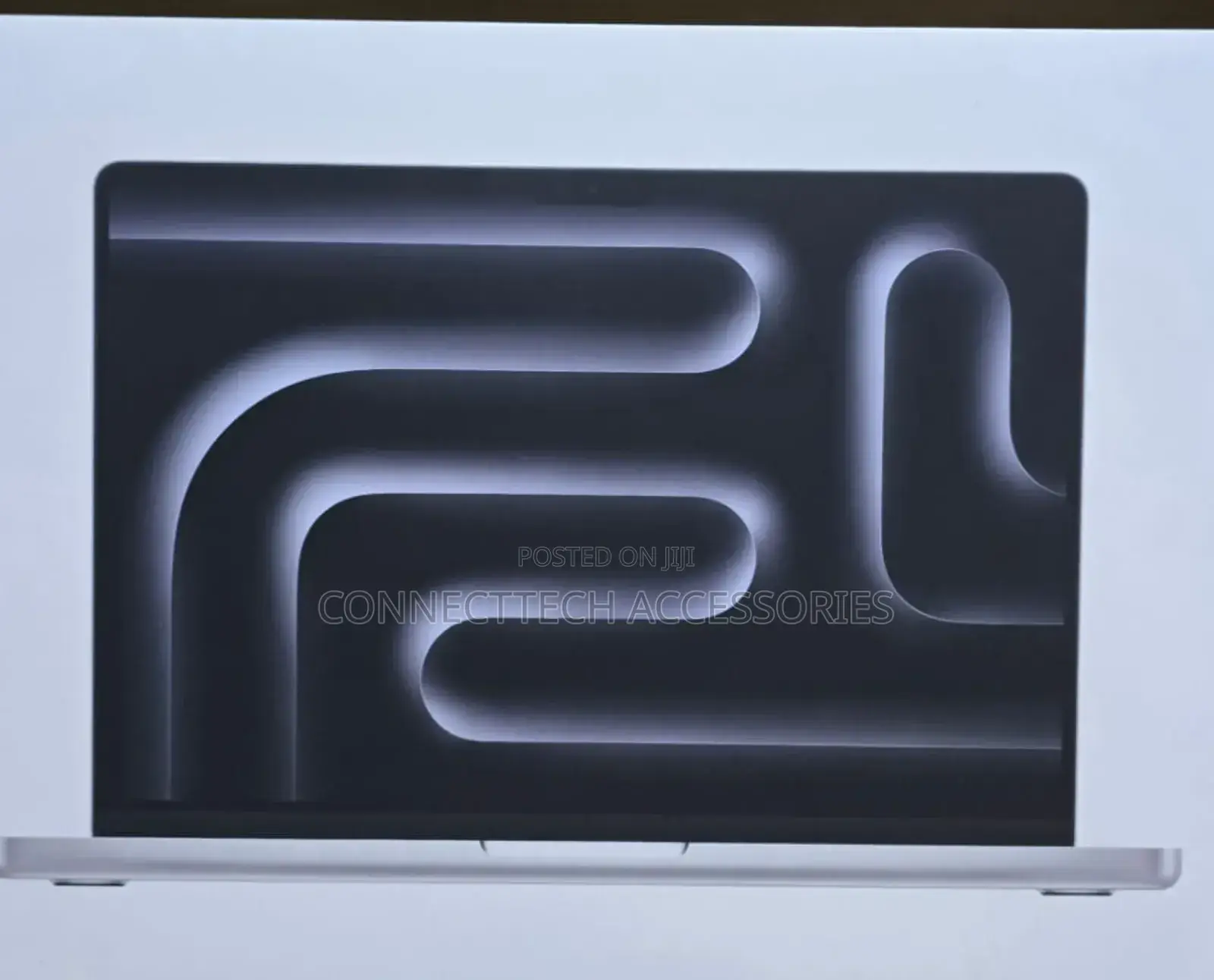 New Laptop Apple MacBook Pro 8GB SSD 512GB
