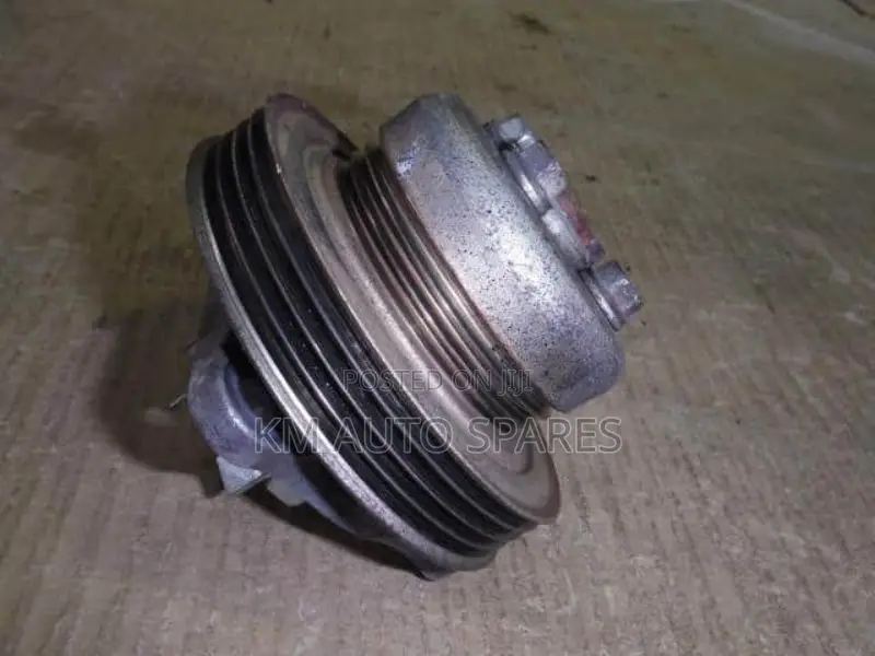 Daihatsu KF Water Pump for Mira, Move.