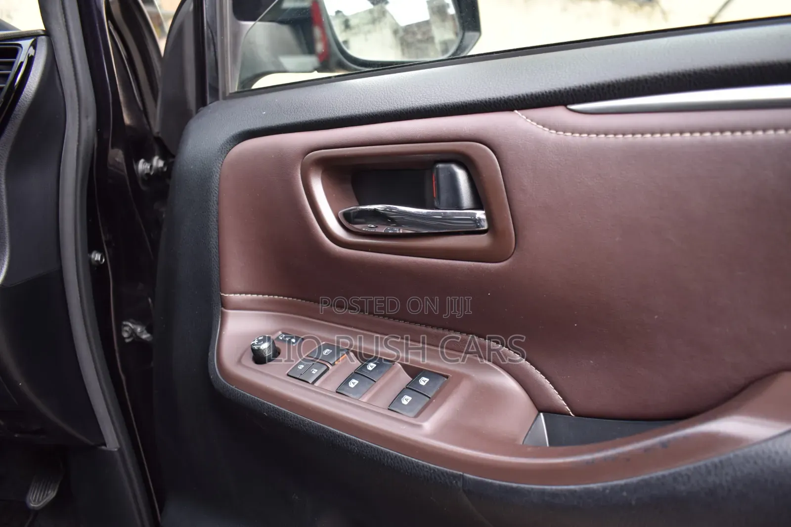 Toyota Esquire 2017 Black