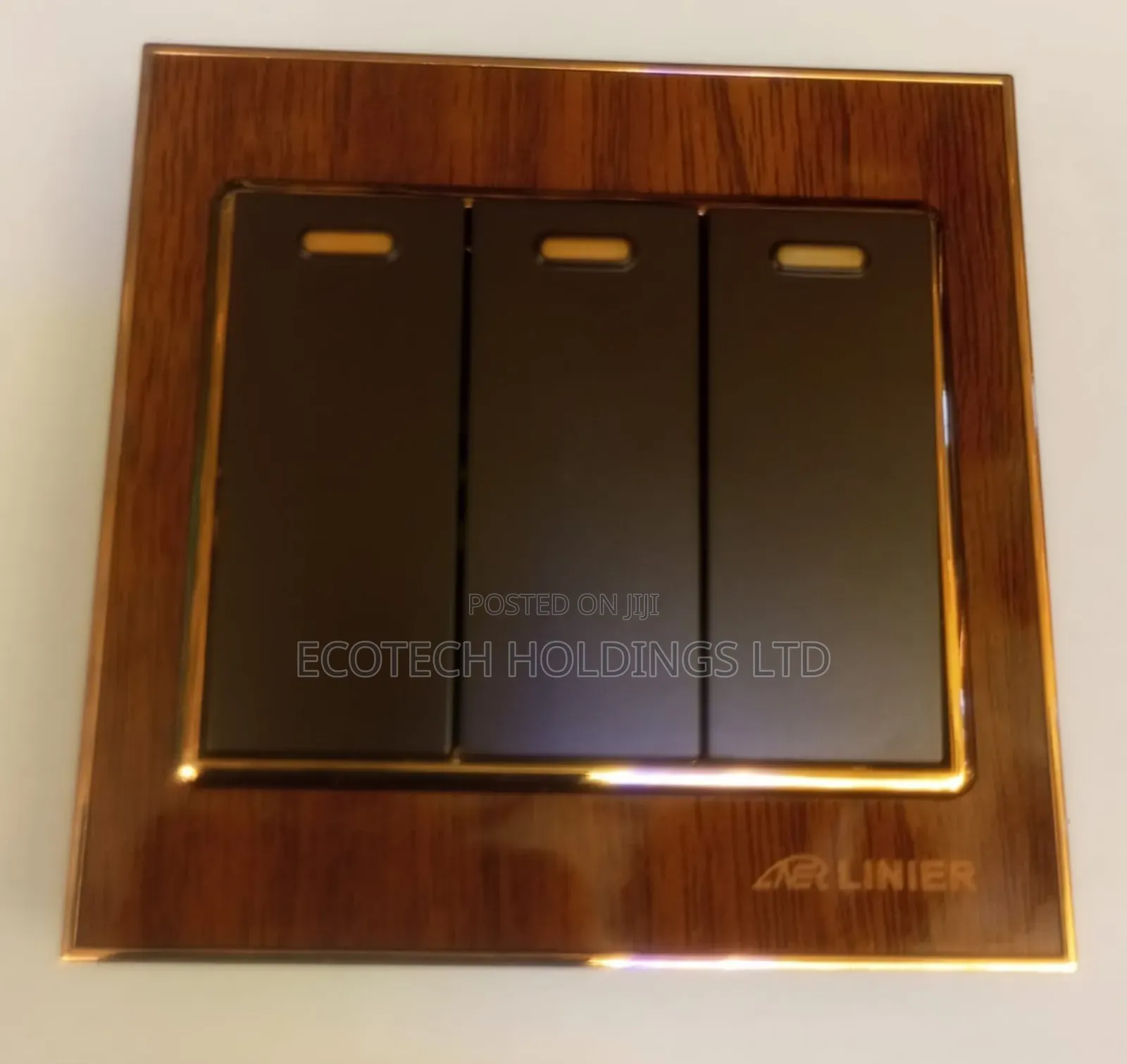 Executive 3 Gang 2 Way Switches(Gold) Nv5