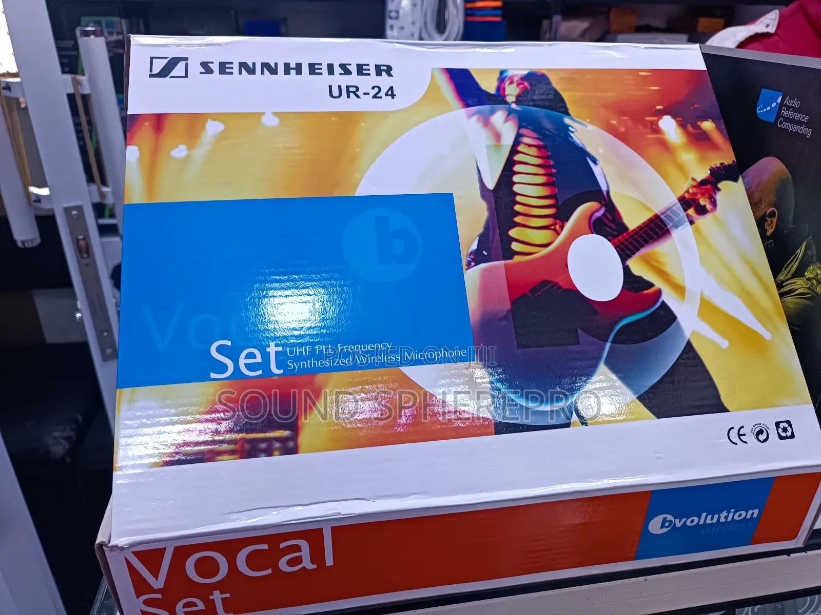 Sennheiser UR-24 2 in 1 Wireless Microphone