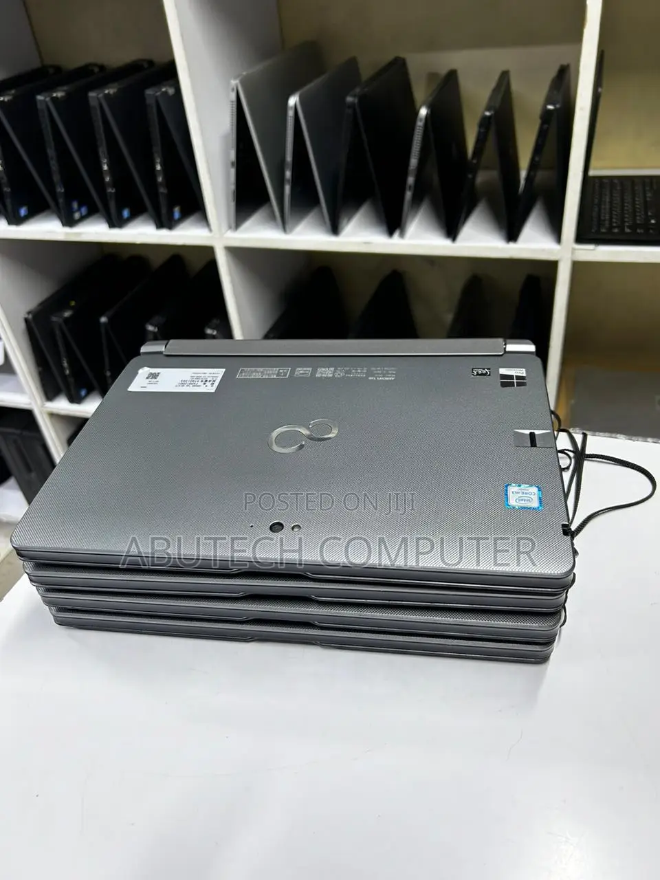 Laptop Fujitsu 4GB Intel Core M SSD 128GB
