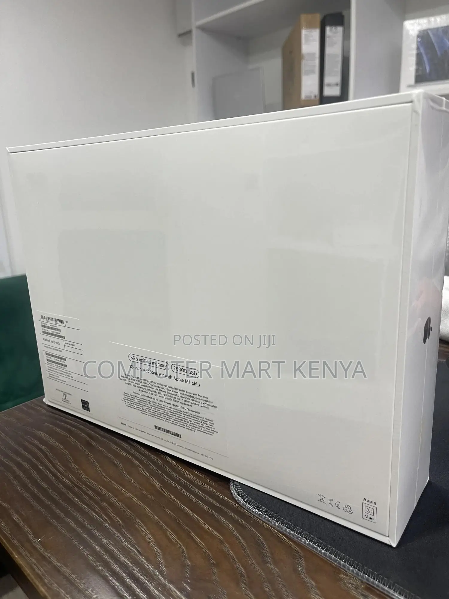 New Laptop Apple MacBook Air 2020 M1 8GB Apple M1 SSD 256GB