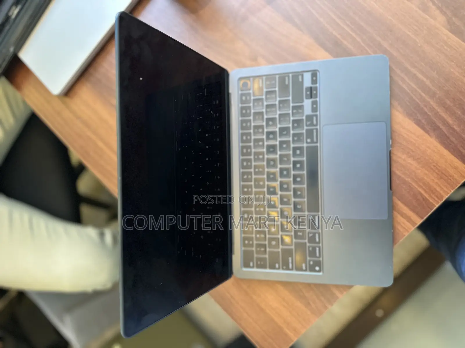 Laptop Apple MacBook Air 2022 M2 8GB Apple M2 SSD 256GB