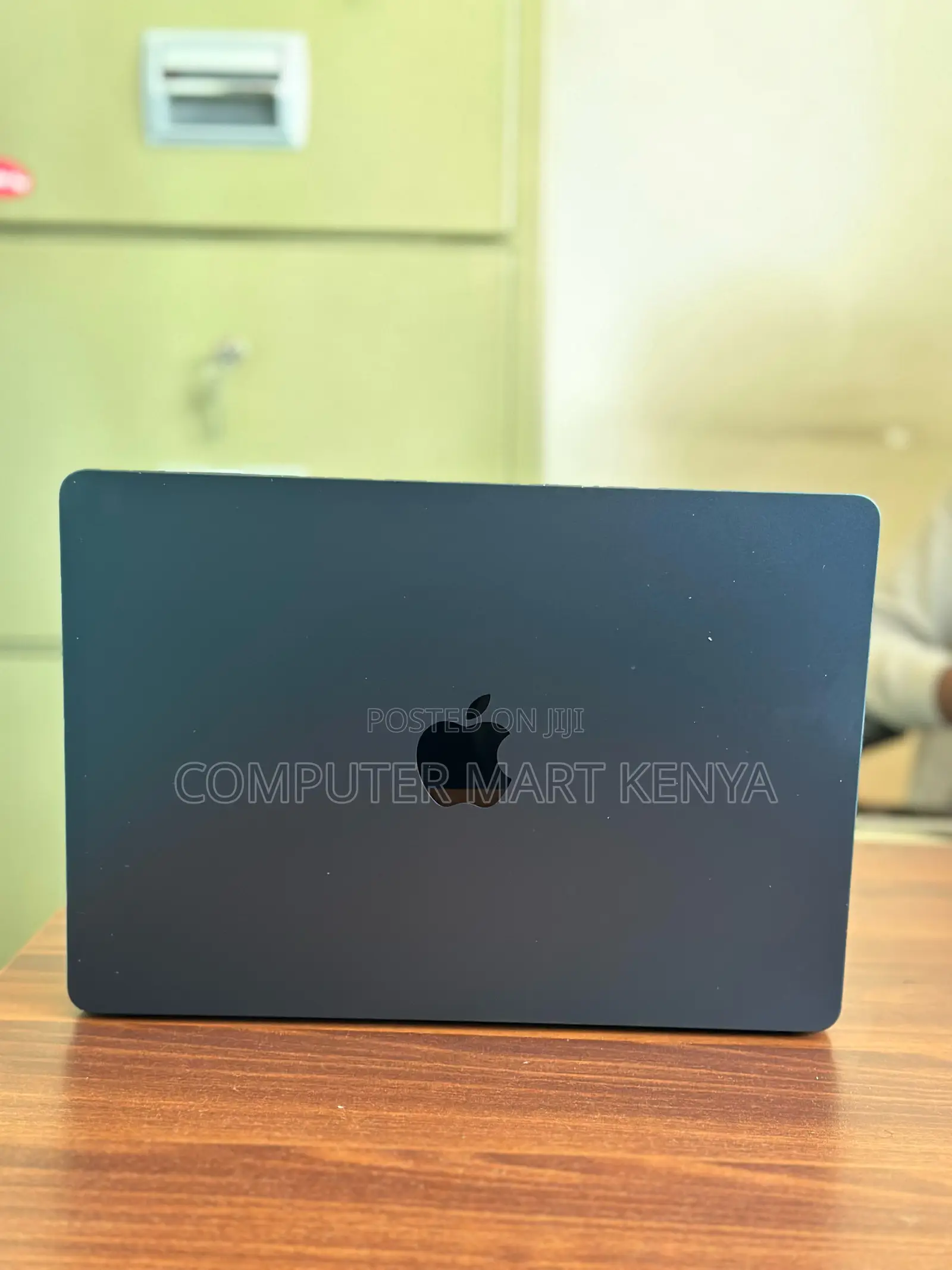 Laptop Apple MacBook Air 2022 M2 8GB Apple M2 SSD 256GB