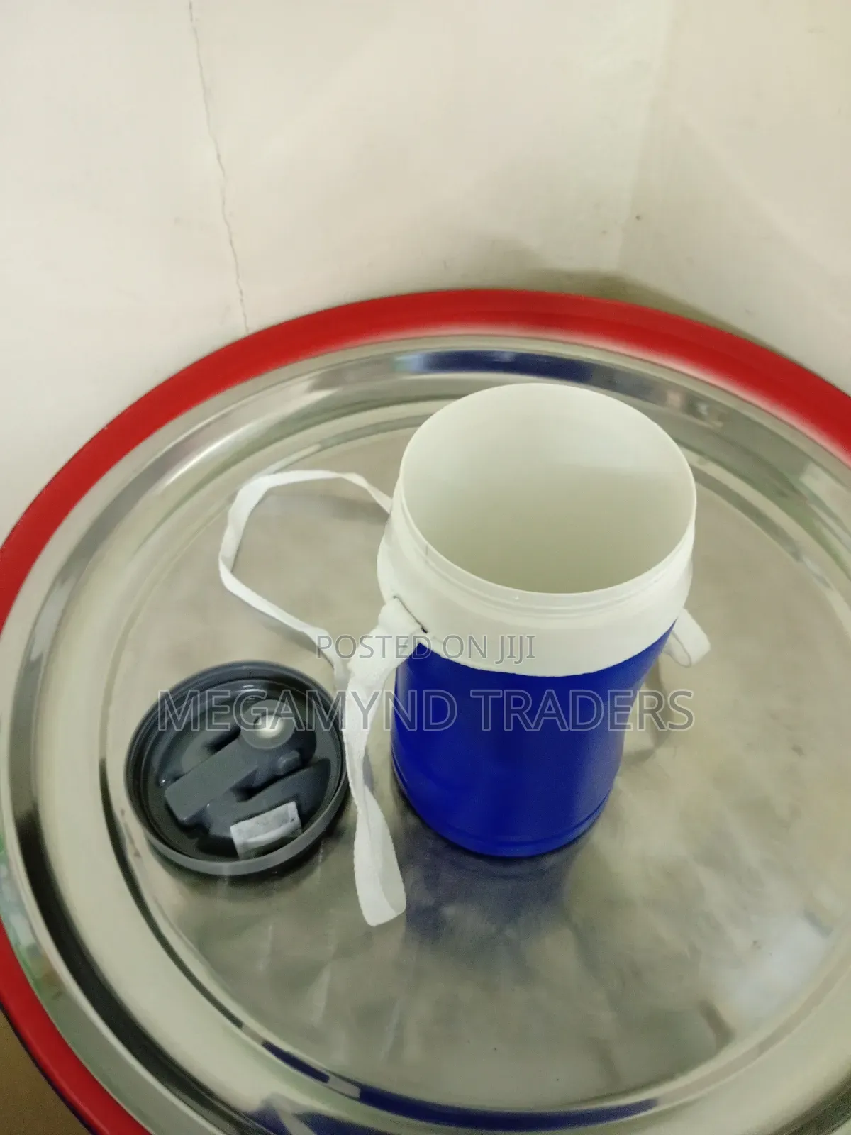 1 LTR Cooler Box / Cooler Water Bottle