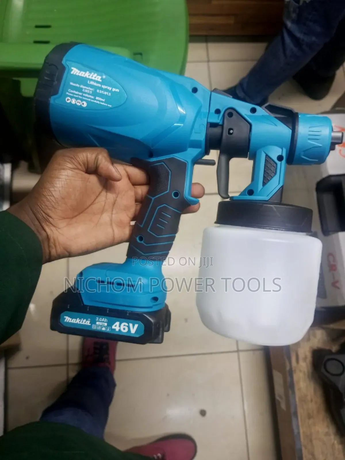 Professional 46v Makita Cordless Spray Gun