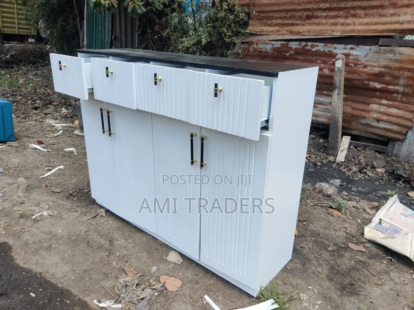 Kitchen Cabinet for Space Luxury