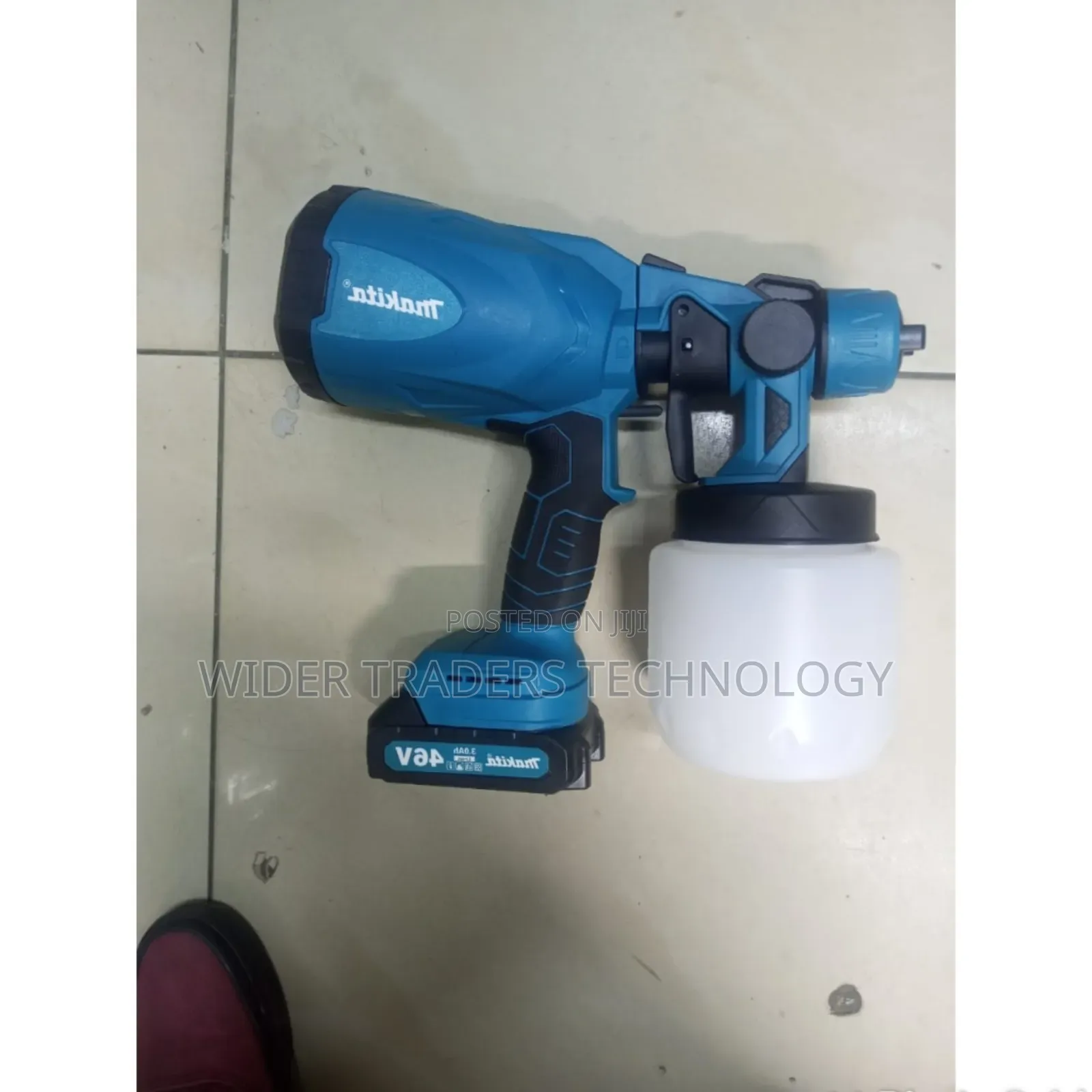 Makita Cordless Spray Gun 46v 2 Batteries