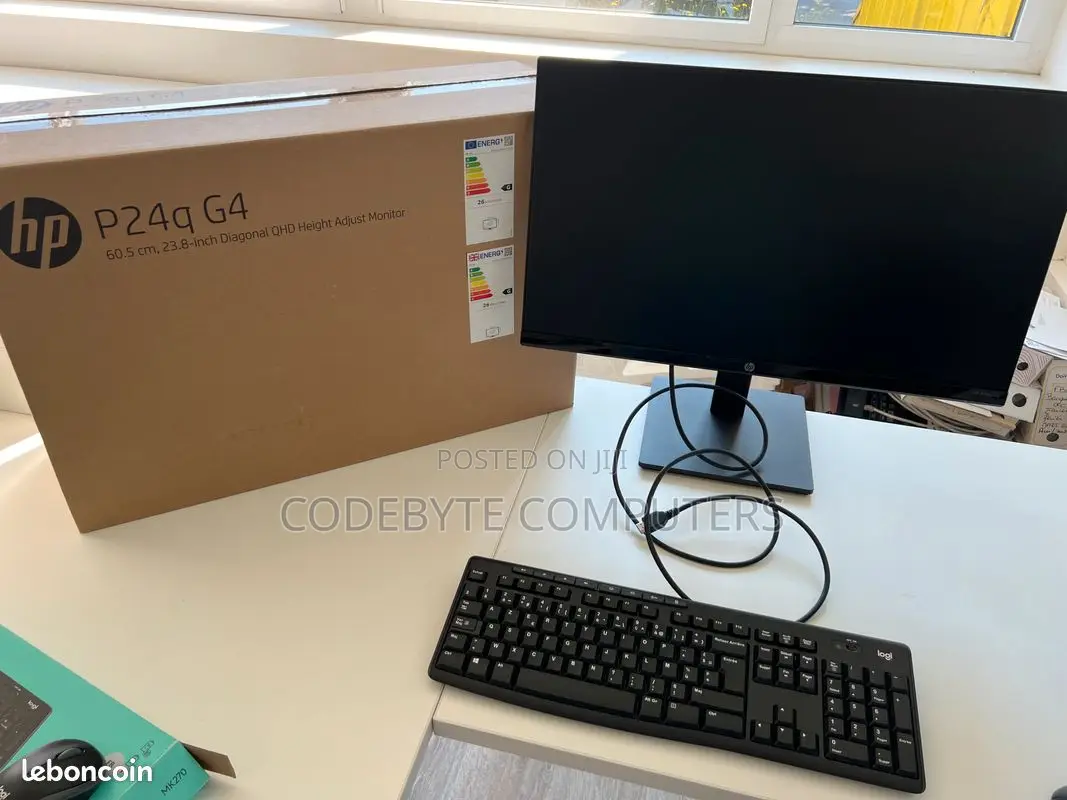 Hp P24q G4 24" Frameless QHD (2560*1440p) IPS Display