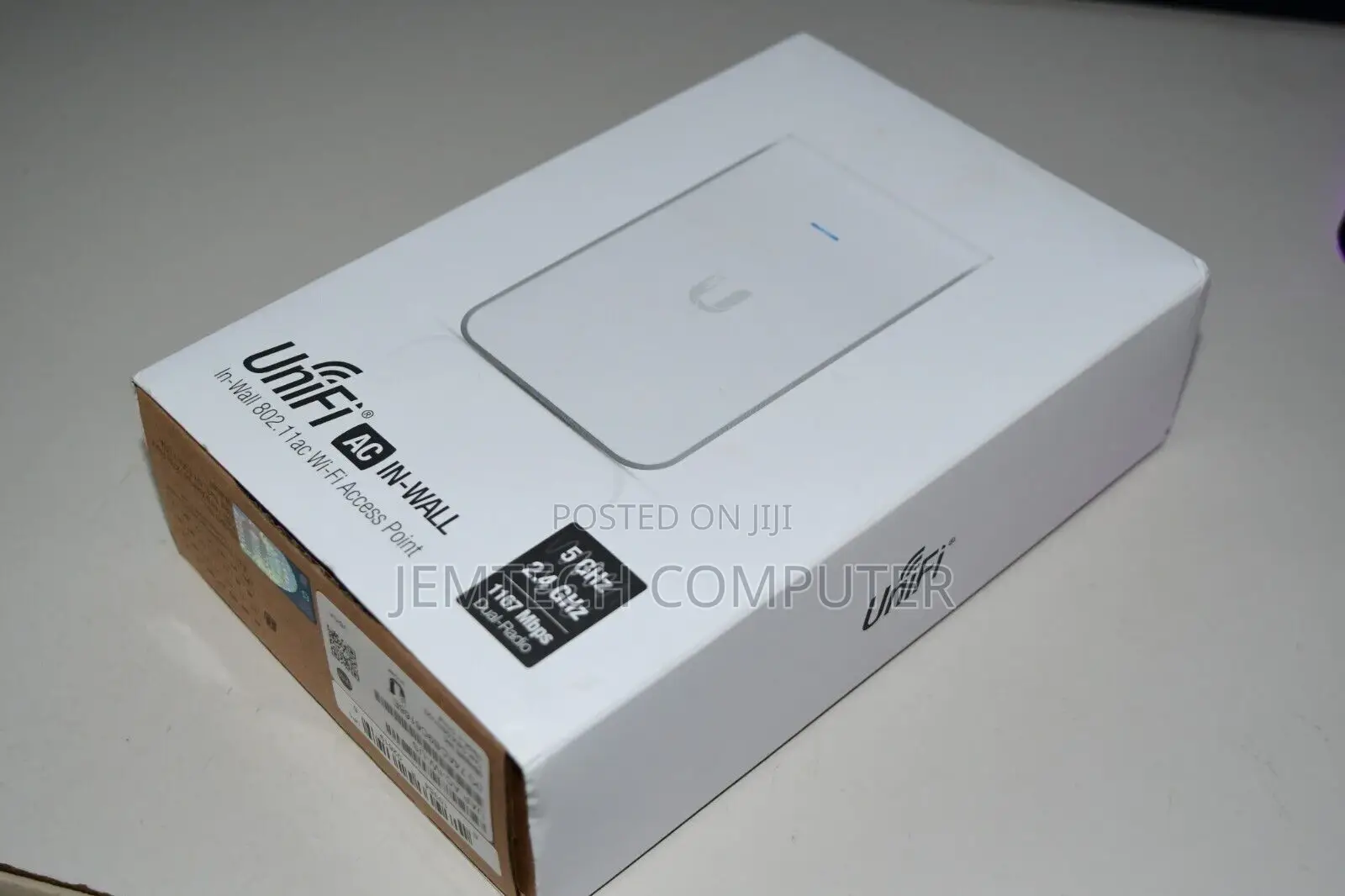 Ubiquiti in-Wall Unifi AC Access Point (UAP-AC-IW)