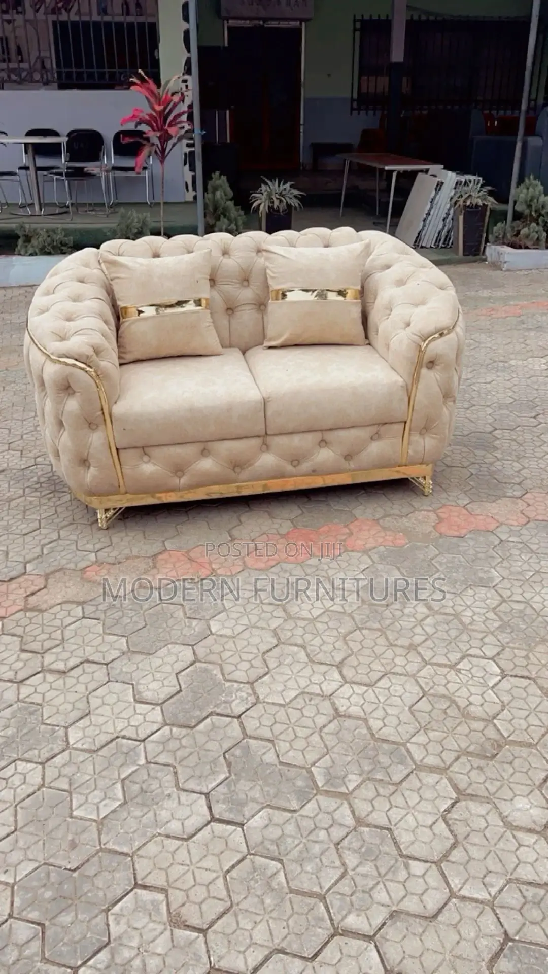 Classy C-Shaped Chesterfield 2 Seater Sofa