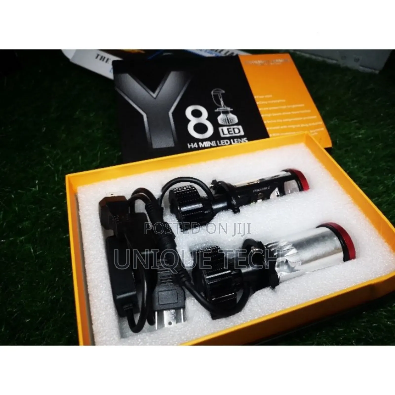 High-Power Y8 H4 Mini Projector Bulbs