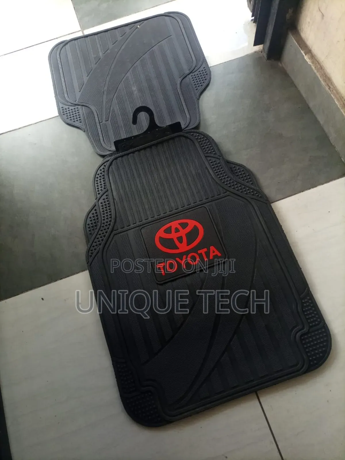 Premium Toyota Rubber Mats: Guard Your Vehicle's Interior