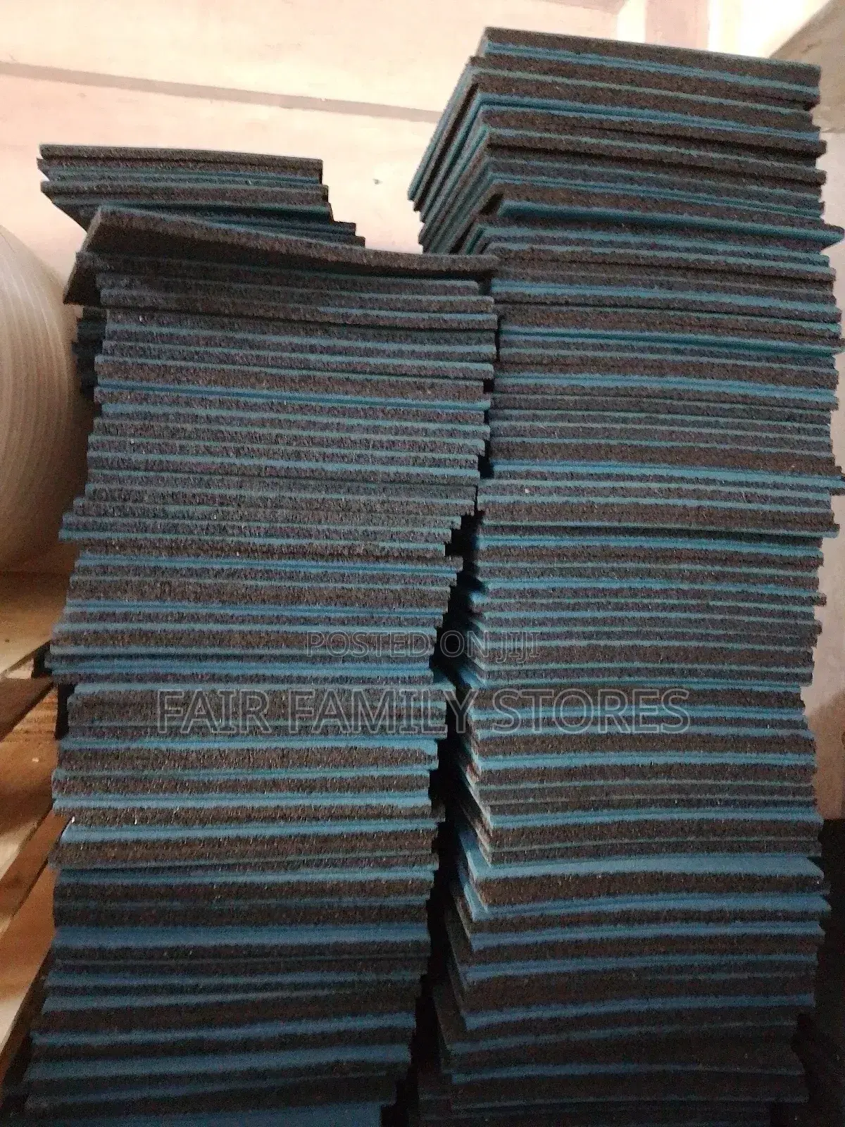 Blue Gym Rubber Tiles 20mm. Size 500mm by 500mm