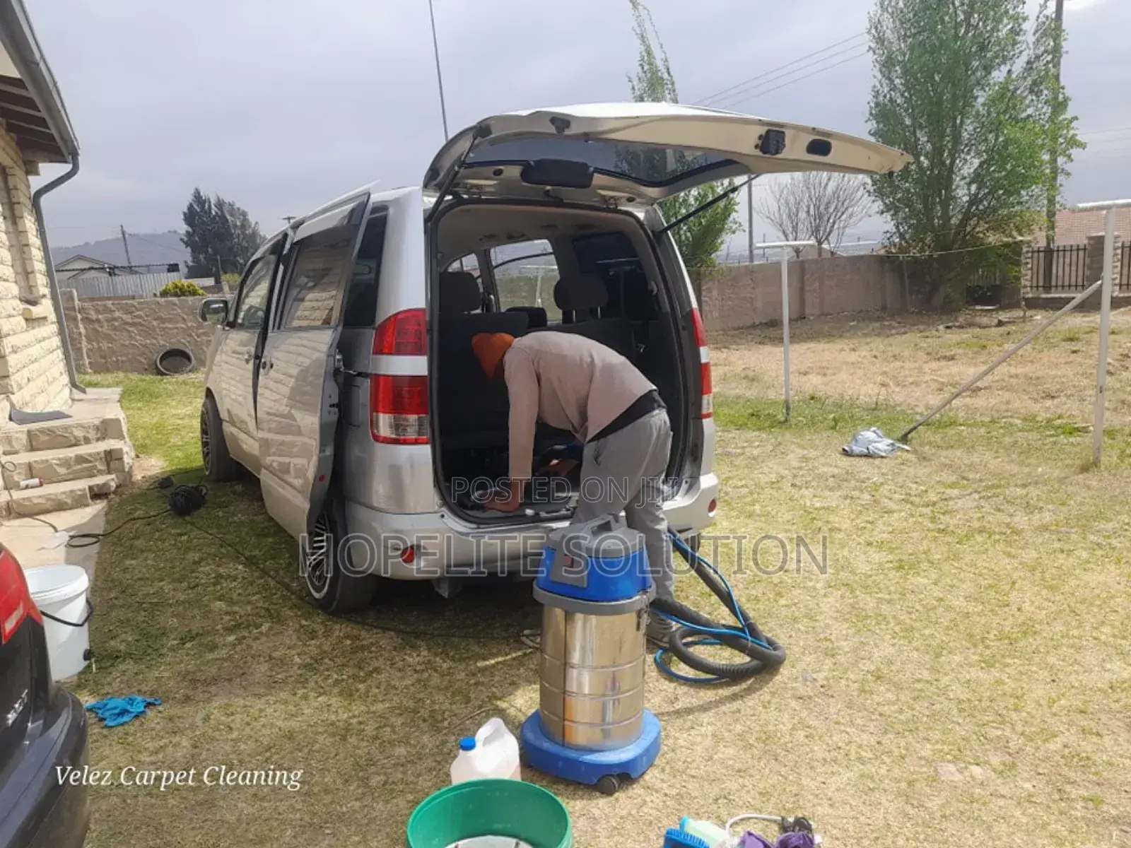 Detailed Car Interiors Cleaning