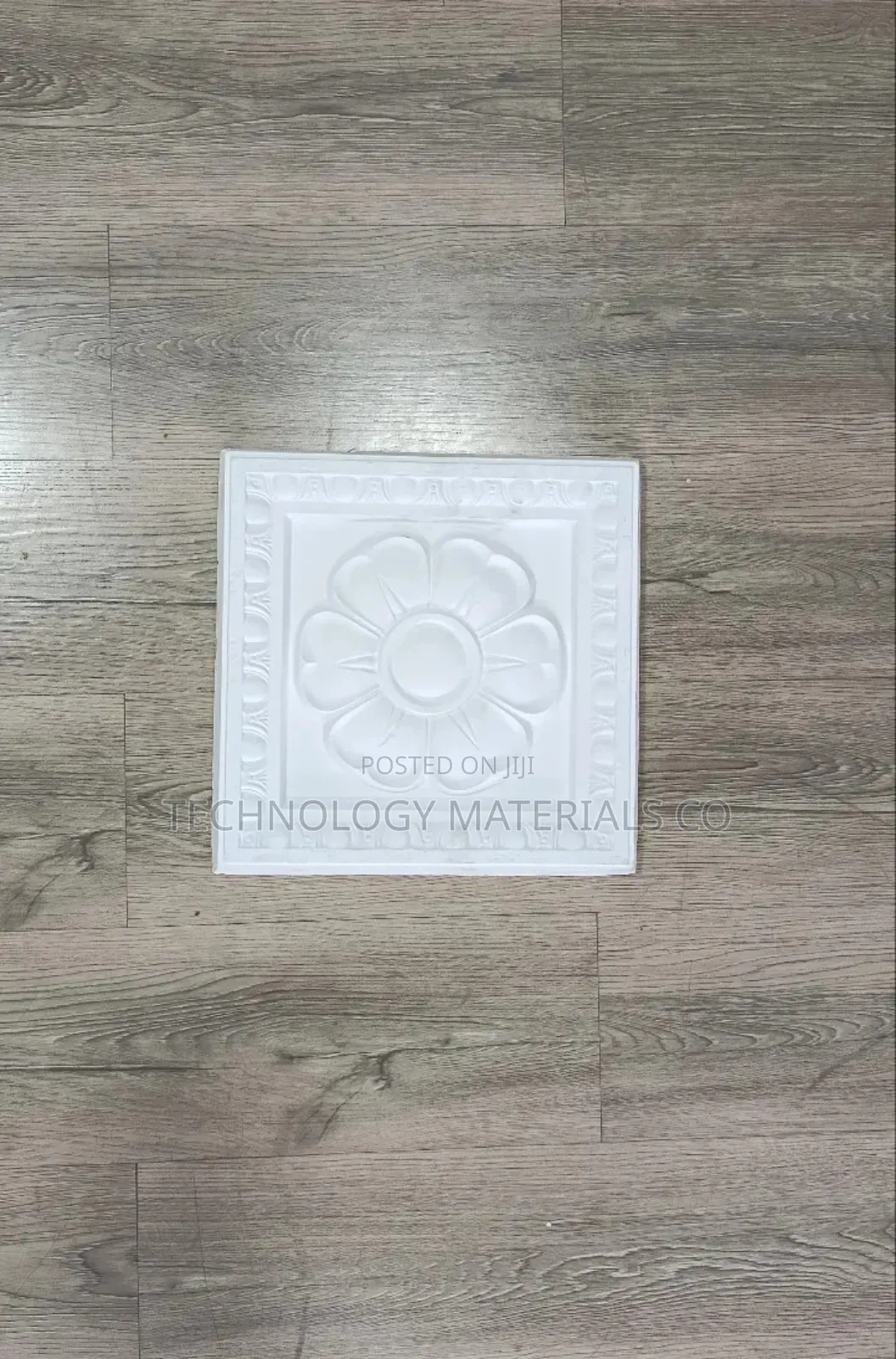 Classic Wreath Gypsum Ceiling Medallion
