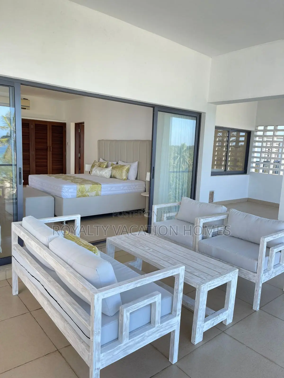 3 Br Beachfront Penthouse Apartment at Xanado Beach Apartments