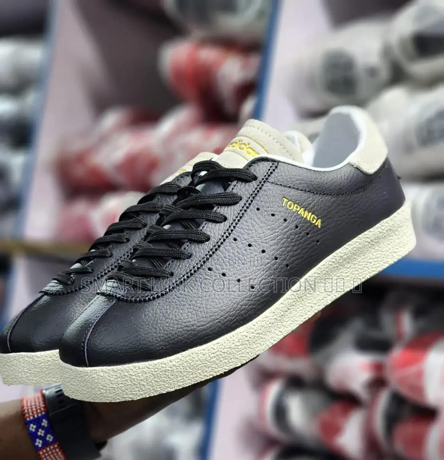 Adidas Topanga