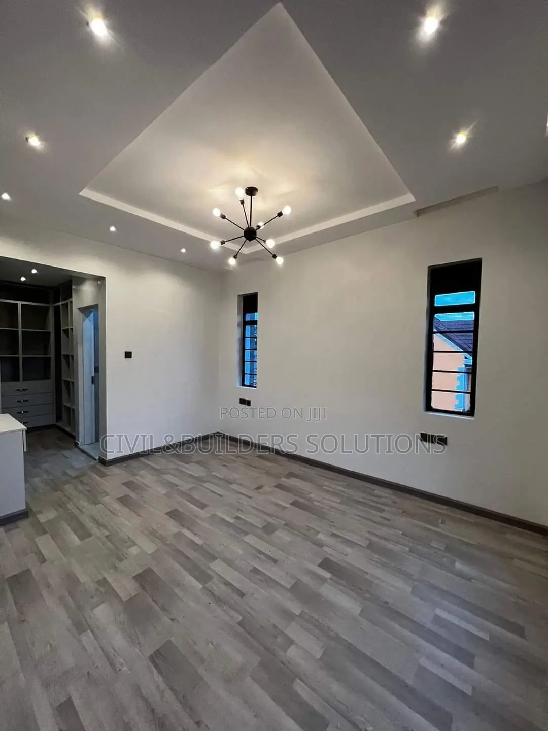 Grey-white Lvt