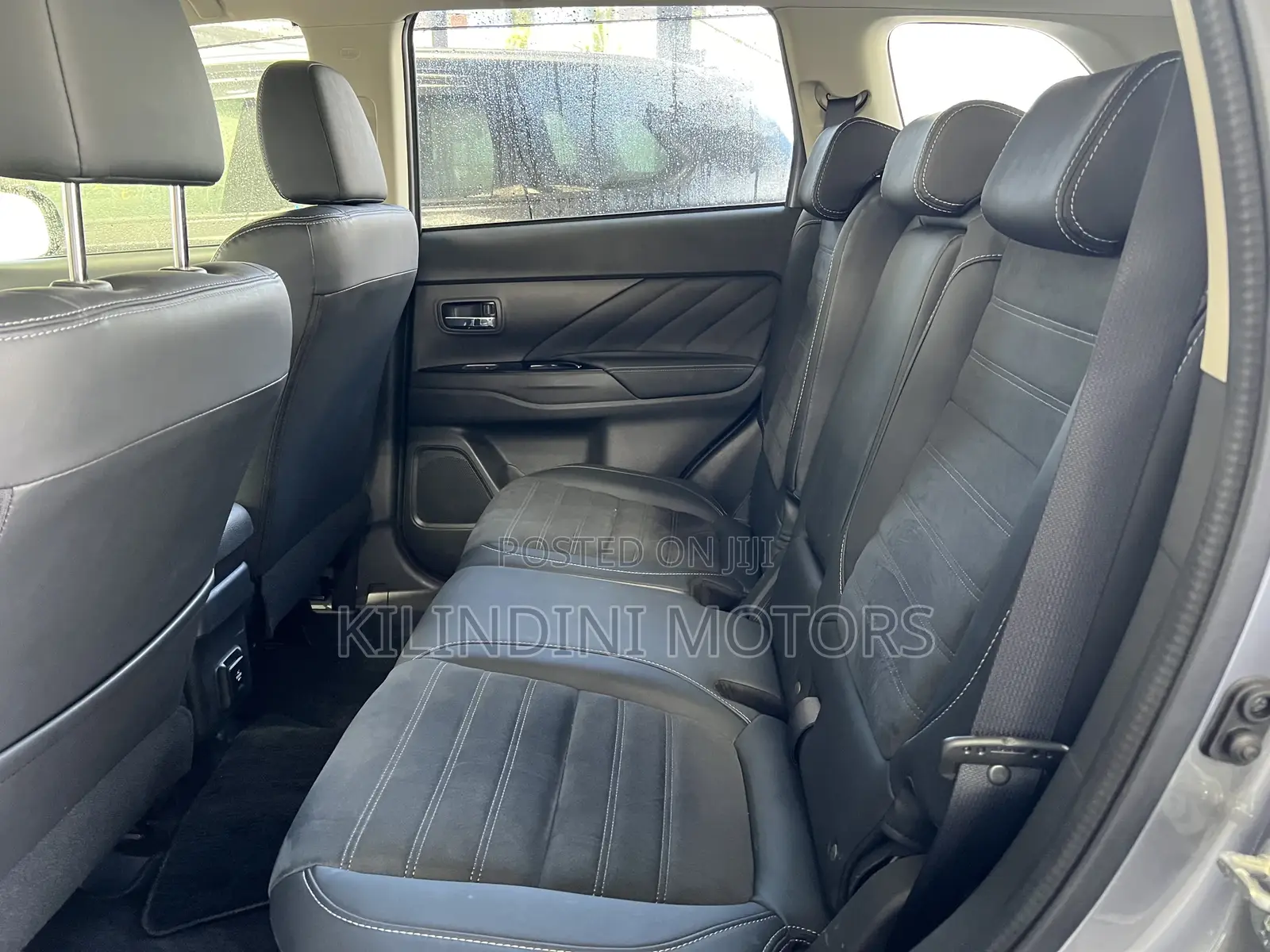 Mitsubishi Outlander 2019 Silver