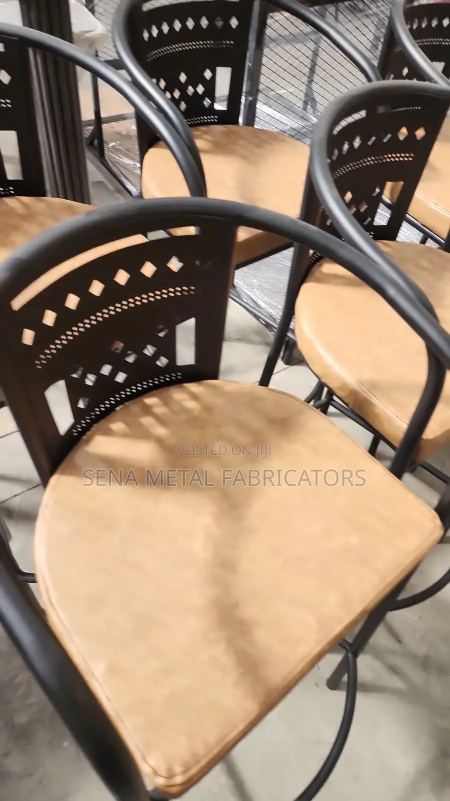Admirable Restaurant Chairs With Powder Coating Finish.
