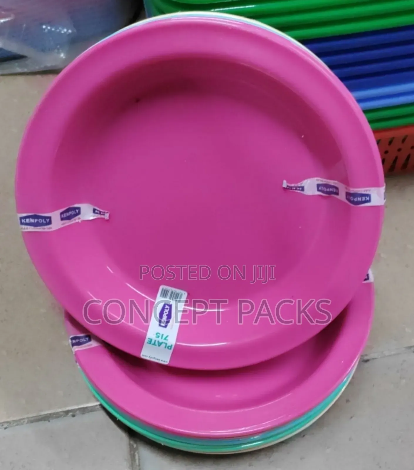 120pcs Plastic Plate