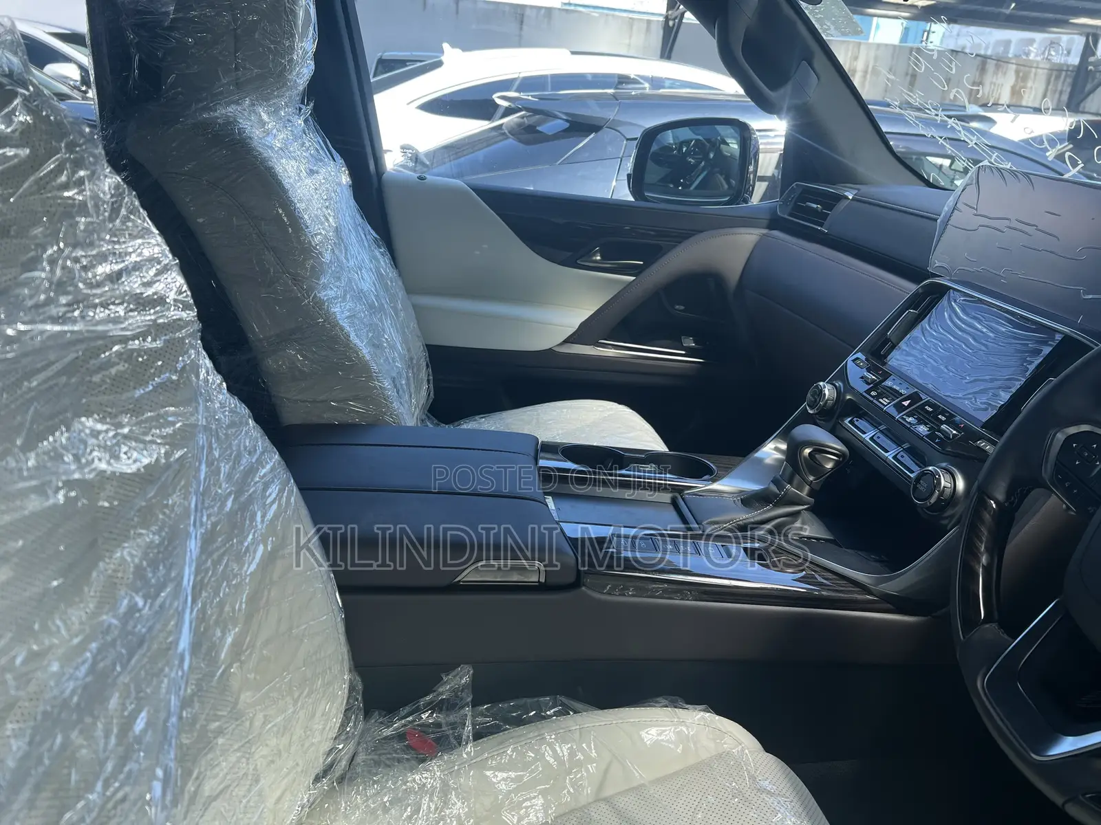 Lexus LX 2022 Gray