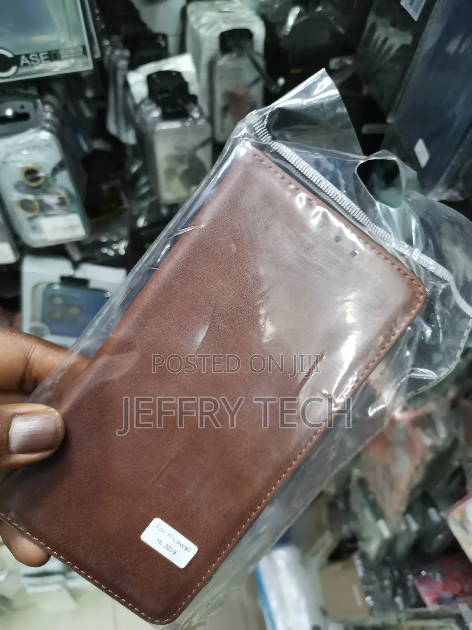 Leather Flip Cover for Huawei Y9 (2019) -Brown
