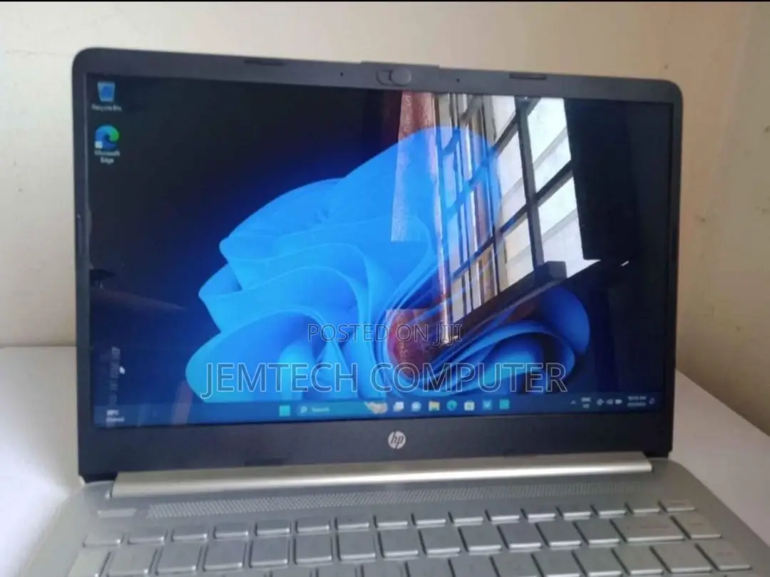 New Laptop HP 14S 4GB Intel Core I3 SSD 512GB
