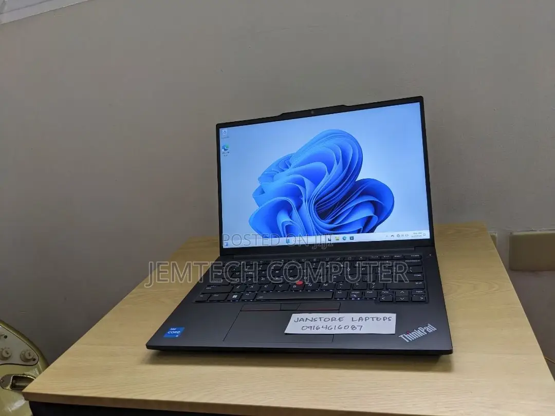 New Laptop Lenovo ThinkPad E14 G5 16GB Intel Core I7 SSD 512GB