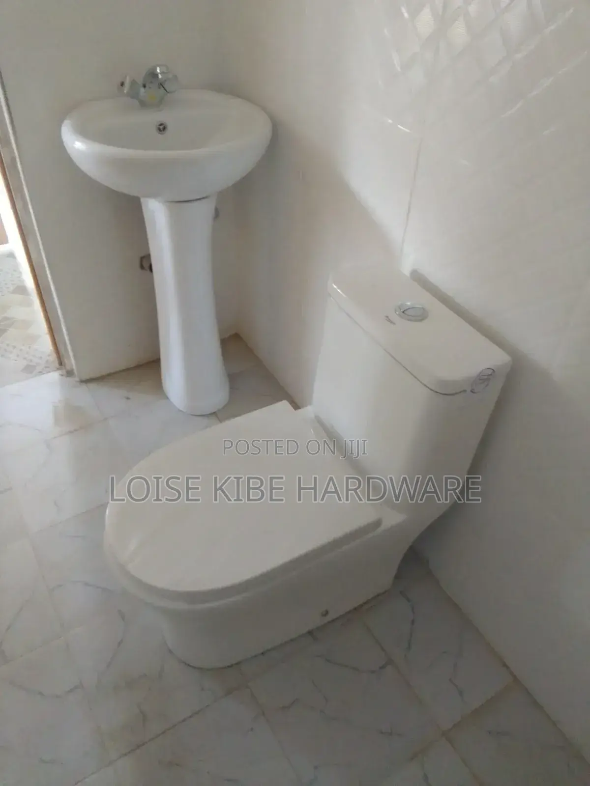 Complete One Piece Toilet Seat