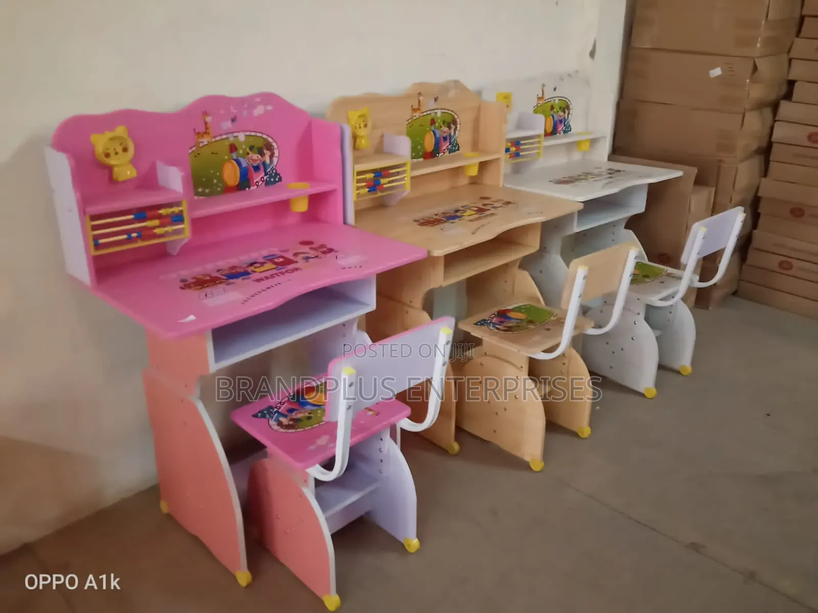 Adjustable Height Kids Study Desk