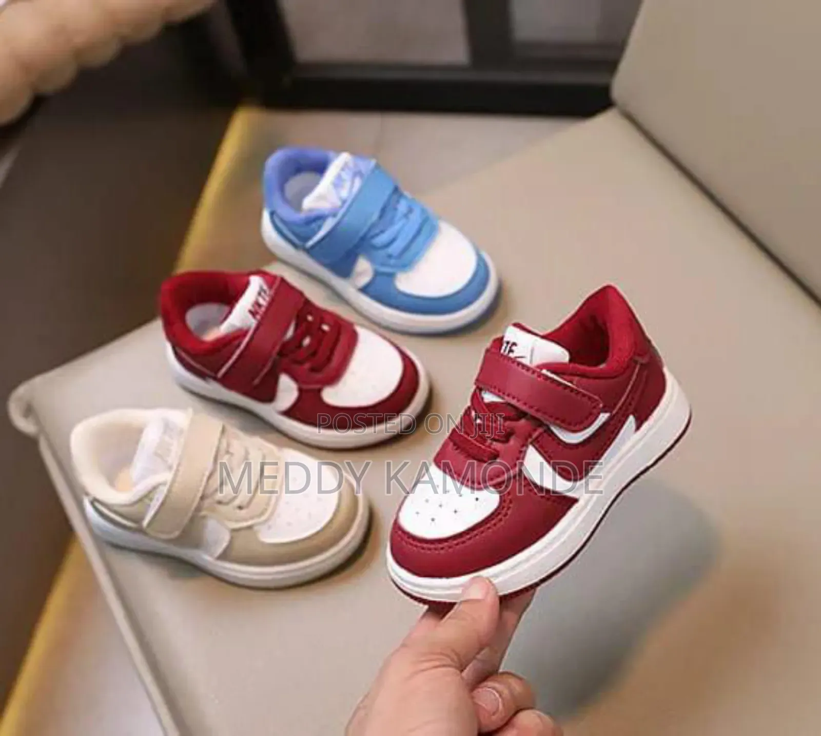 Blue/Maroon/Beige Sneakers