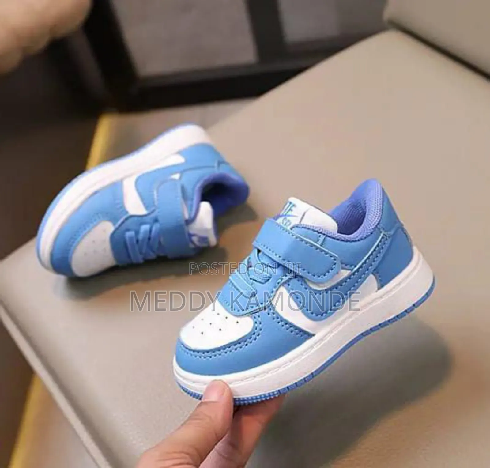 Blue/Maroon/Beige Sneakers