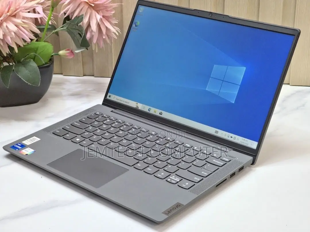 New Laptop Lenovo IdeaPad 1 8GB Intel Core I5 SSD 512GB