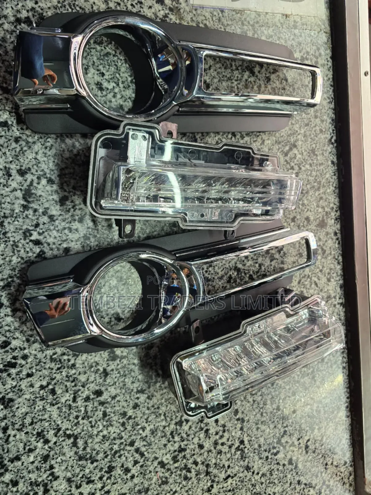 Fog Lights Mitsubishi Pajero