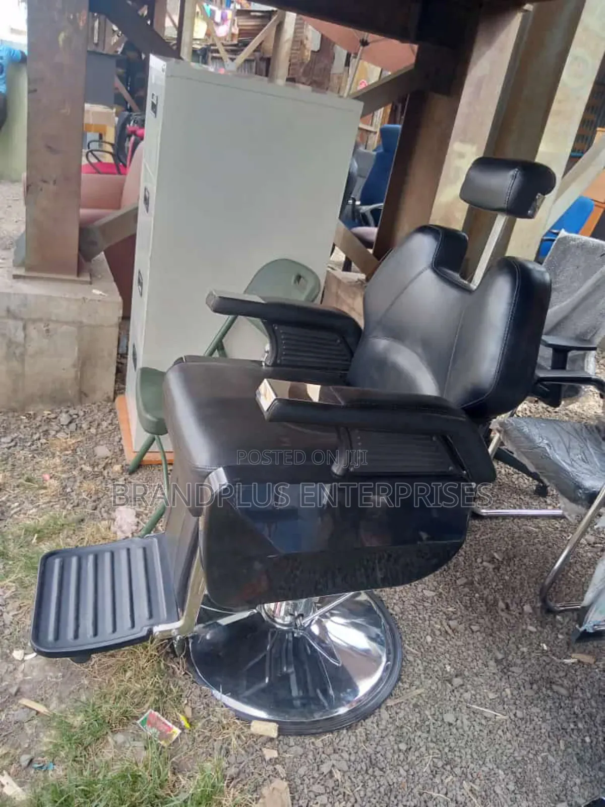 Executive Barbershop Chair