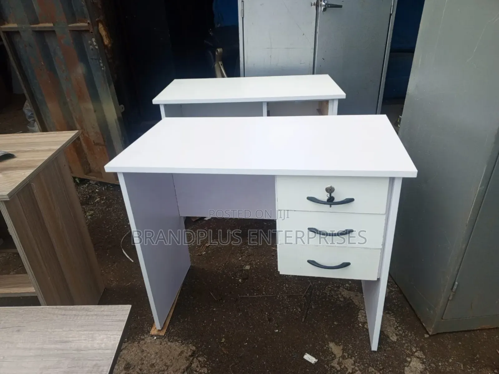 0.9m White Home/Office Desk
