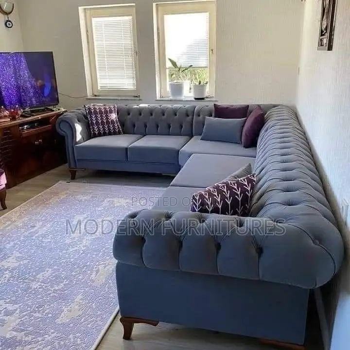 Stylish Extra-Large L Shaped Chesterfield Sofa