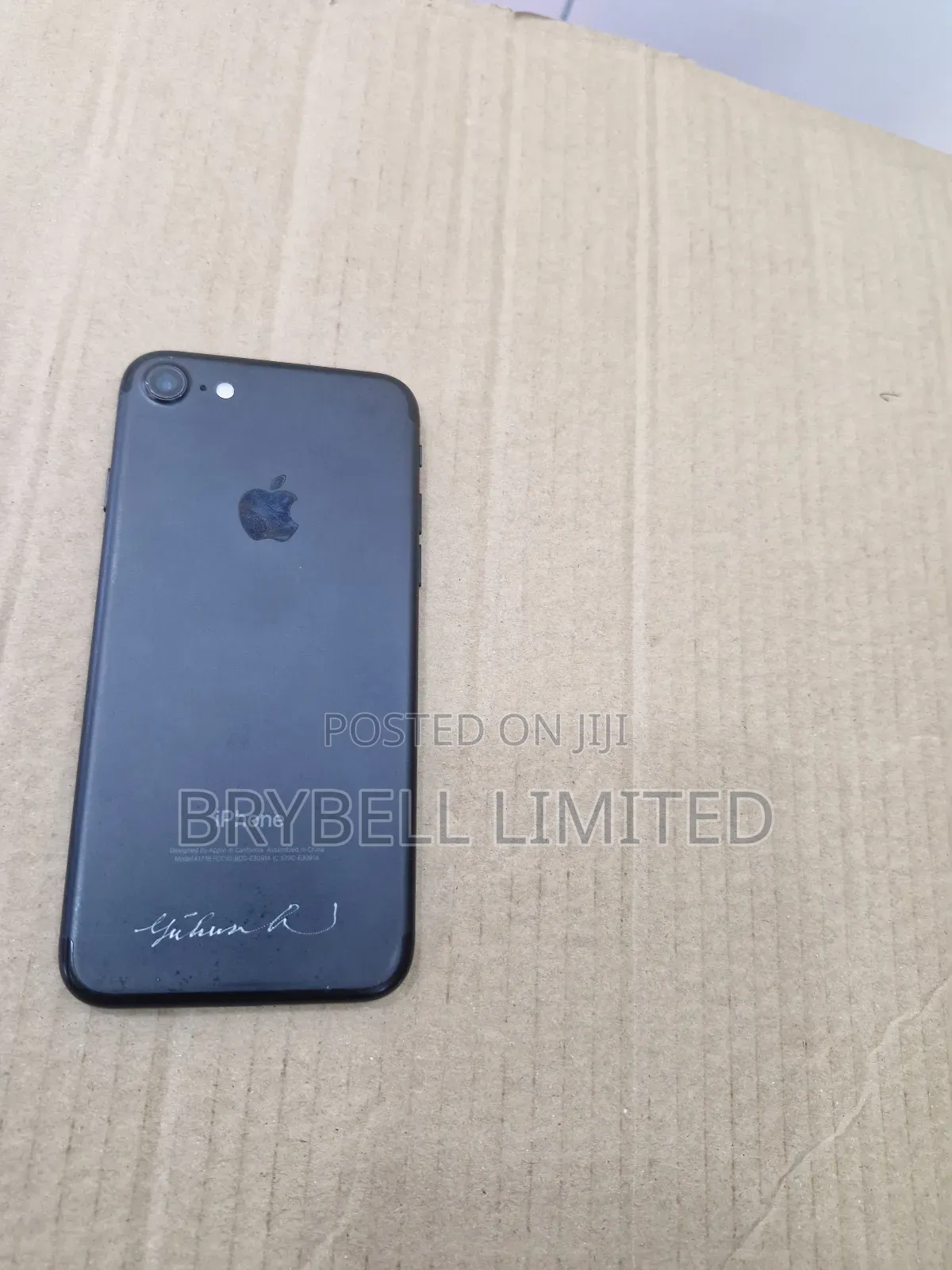 Apple iPhone 7 32 GB Black