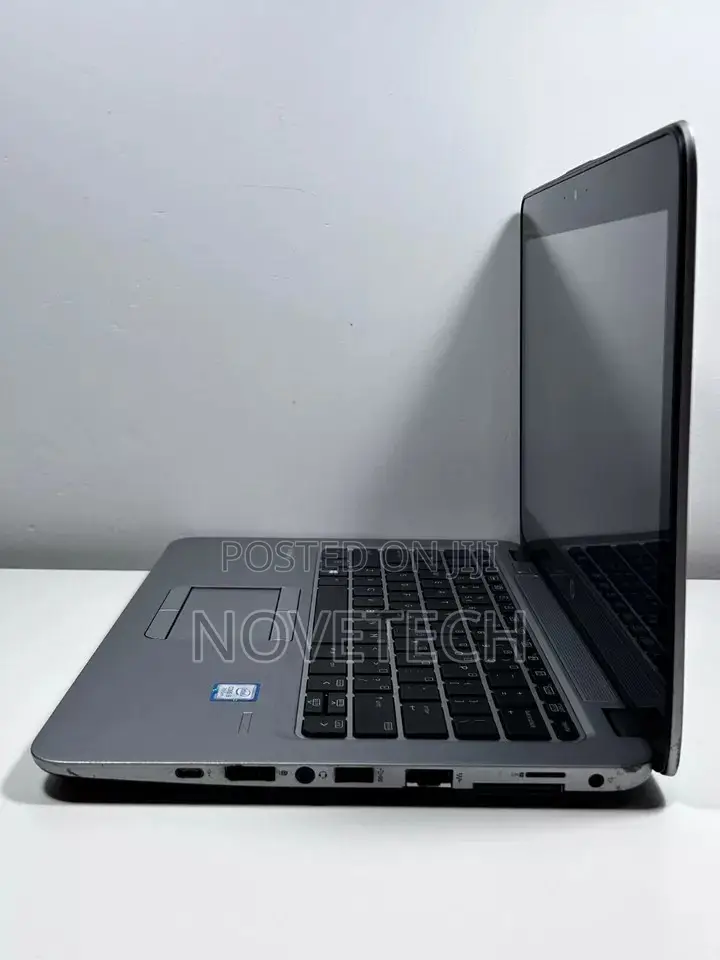 Laptop HP EliteBook 820 G4 8GB Intel Core I7 SSD 256GB